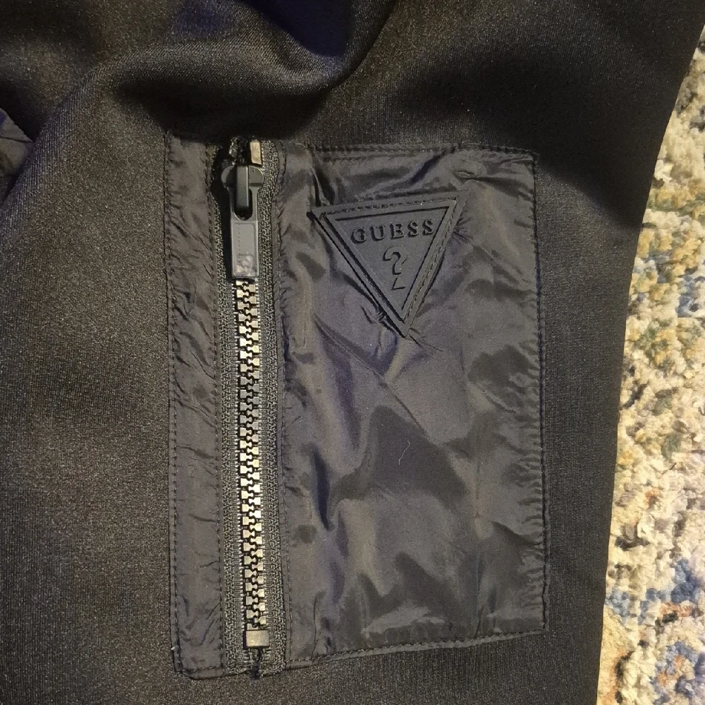 GUESS Black Quilted Jacket with Hood - Picture 5 of 7